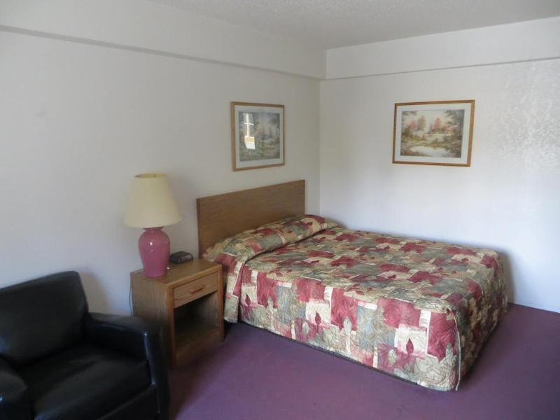 ホテル Super 8 By Wyndham Saanichton Victoria Airport エクステリア 写真