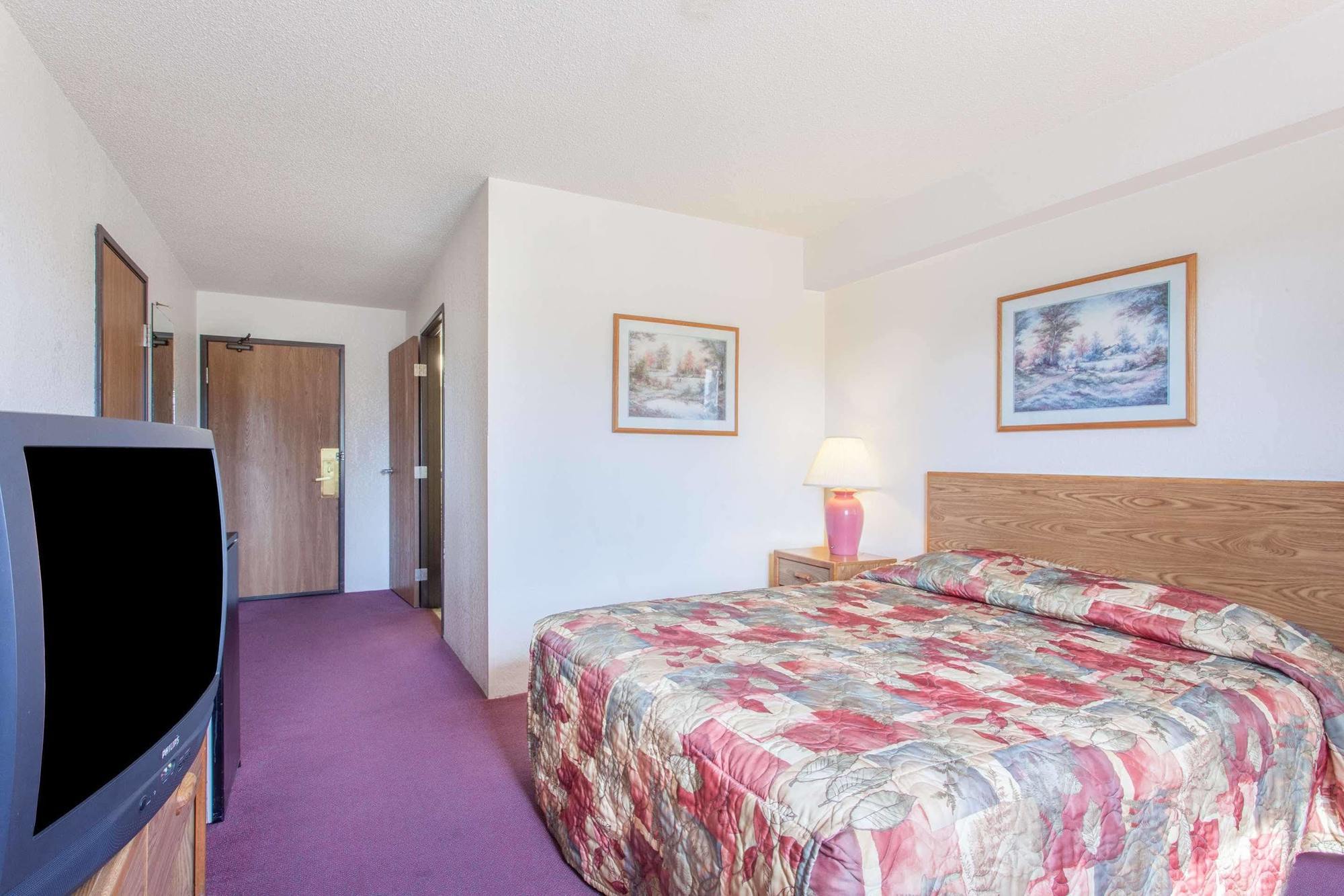 ホテル Super 8 By Wyndham Saanichton Victoria Airport エクステリア 写真